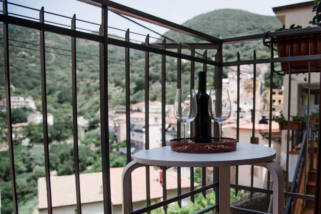 Le Sorelle - Casa Vacanze Pisciotta Exterior photo